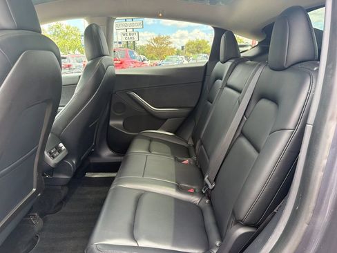 Used 2020 Tesla Model Y Performance AWD/4WD image 9
