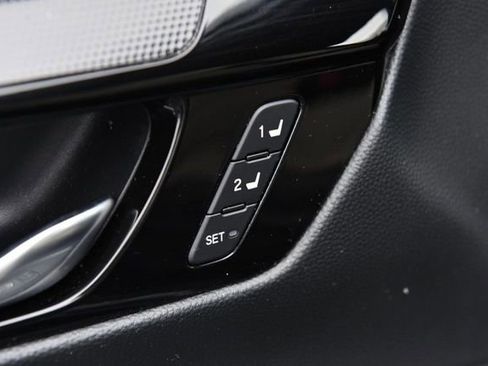 Used 2024 Honda CR-V Sport Touring image 9