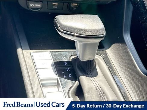 Used 2023 Hyundai Elantra Limited FWD image 21