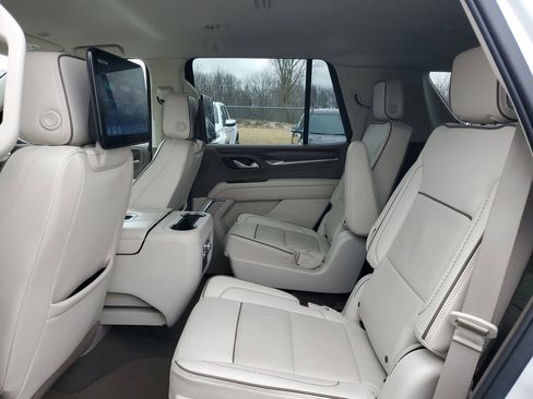 Used 2023 GMC Yukon Denali w/ Advanced Technology Package image 29