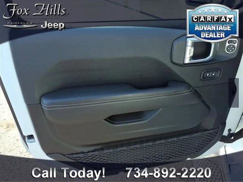 Certified 2021 Jeep Gladiator Overland w/ Popular Equipment Package image 14