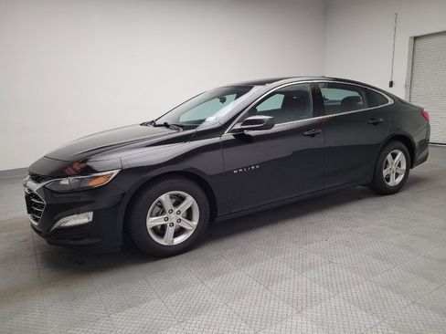 Used 2022 Chevrolet Malibu LS w/ Driver Confidence Package II image 2