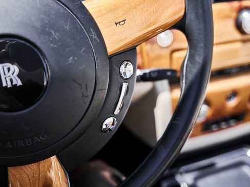 Used 2009 Rolls-Royce Phantom Drophead Coupe RWD image 57