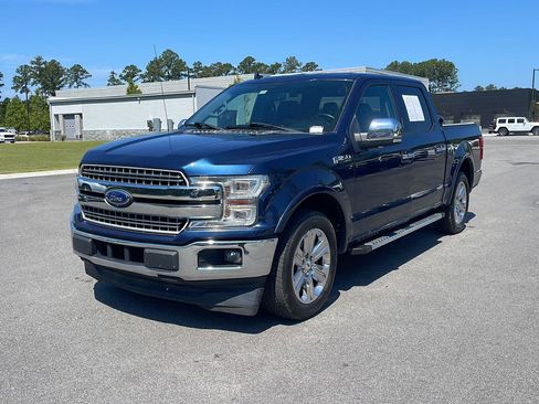 Used 2018 Ford F150 Lariat w/ Equipment Group 502A Luxury RWD image 3