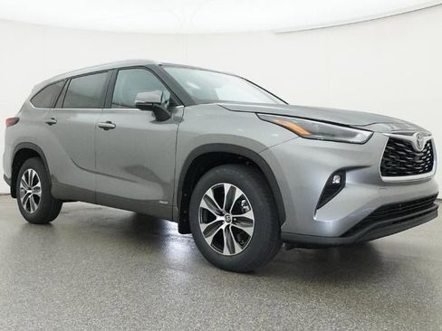 New 2026 Toyota Highlander XLE AWD/4WD image 29