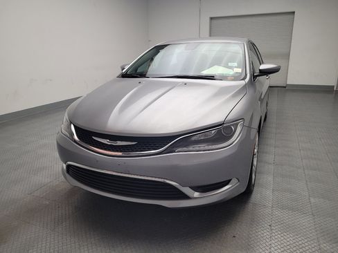 Used 2015 Chrysler 200 Limited w/ Convenience Group image 15