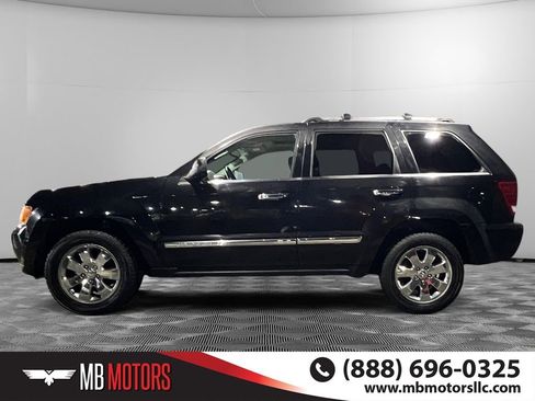 Used 2010 Jeep Grand Cherokee Limited image 8