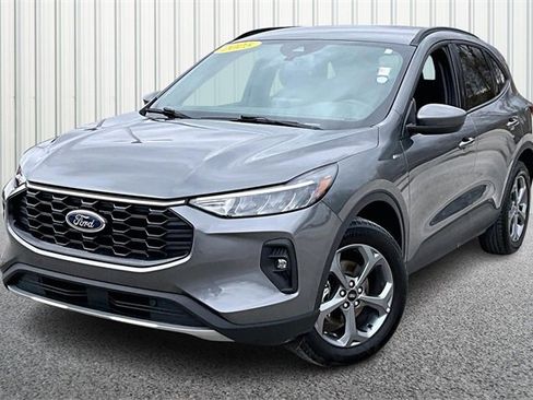 Used 2025 Ford Escape ST-Line Select image 2