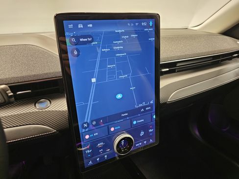 Used 2024 Ford Mustang Mach-E Premium image 24