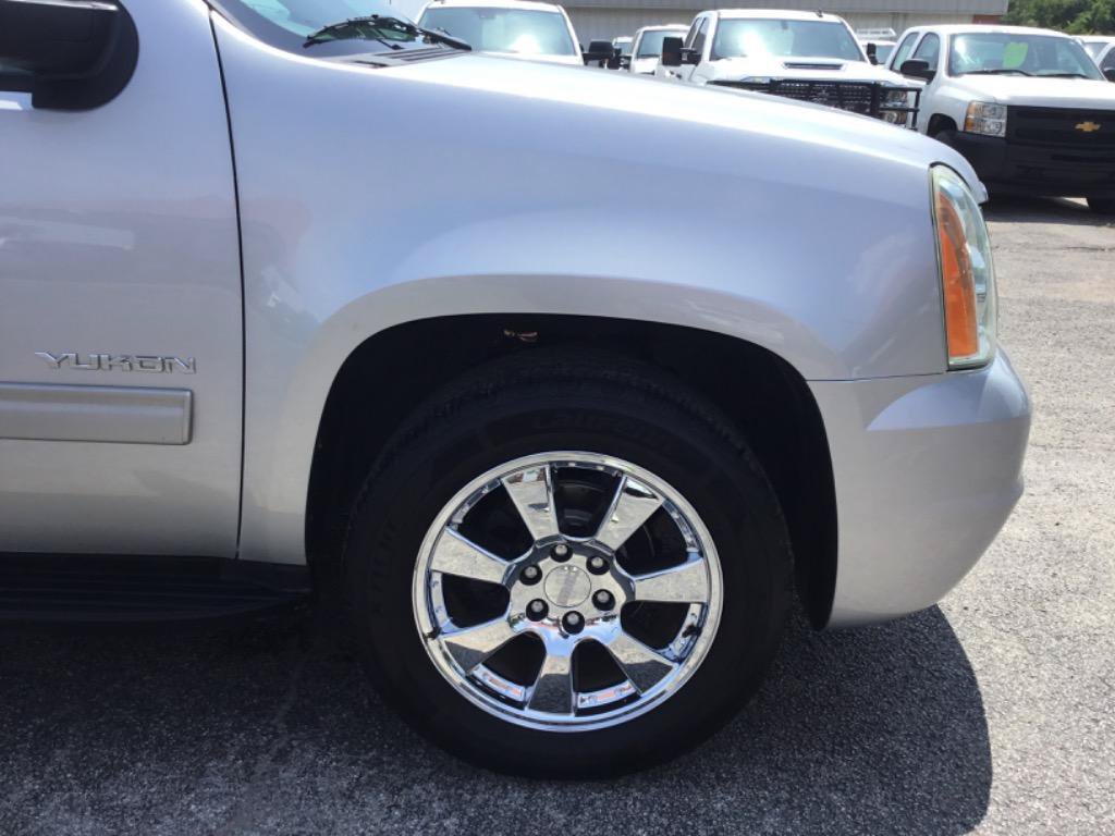 Used 2013 GMC Yukon SLT RWD image 11
