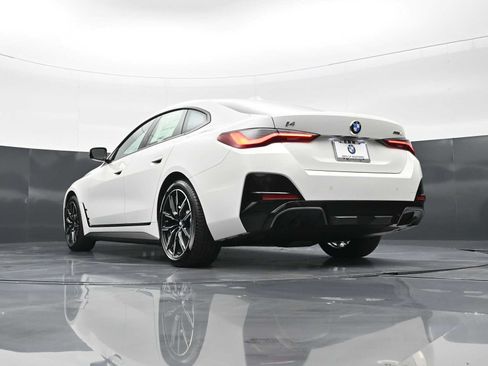 New 2026 BMW i4 eDrive40 w/ M Sport Package RWD image 31