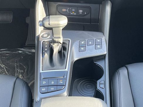 New 2026 Kia Sportage SX FWD image 16
