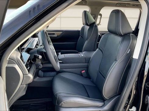 New 2026 INFINITI QX80 Luxe image 25