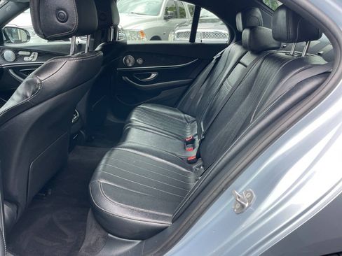 Used 2017 Mercedes-Benz E 300 4MATIC w/ Premium 2 Package image 19