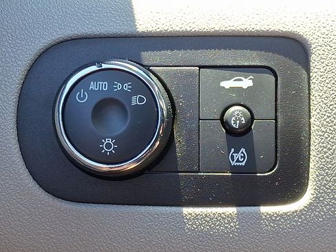 Used 2009 Chevrolet Impala LS FWD image 23