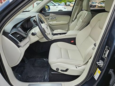 Certified 2024 Volvo XC90 T8 Plus w/ Protection Package Premier AWD/4WD image 19