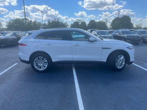 Used 2019 Jaguar F-PACE Prestige AWD/4WD image 3