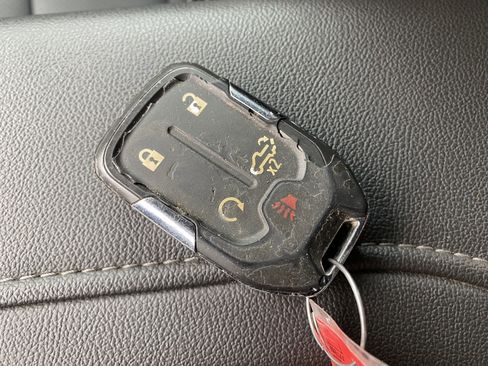 Used 2020 Chevrolet Silverado 1500 RST image 39