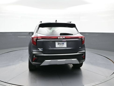 Certified 2025 Kia Seltos SX w/ SX Sunroof Package AWD/4WD image 7
