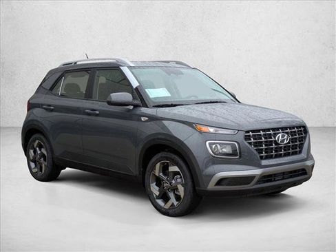 New 2026 Hyundai Venue SEL image 7
