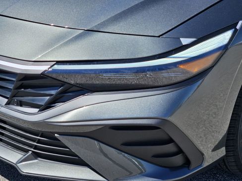 New 2026 Hyundai Elantra Sport FWD image 9