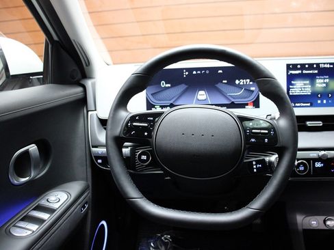 Used 2024 Hyundai Ioniq 5 Limited image 47