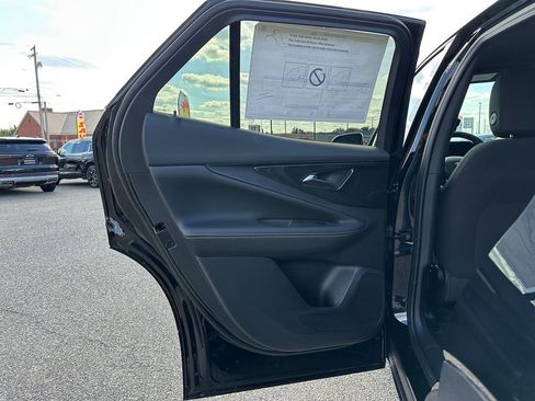 New 2026 Chevrolet Blazer EV LT image 10