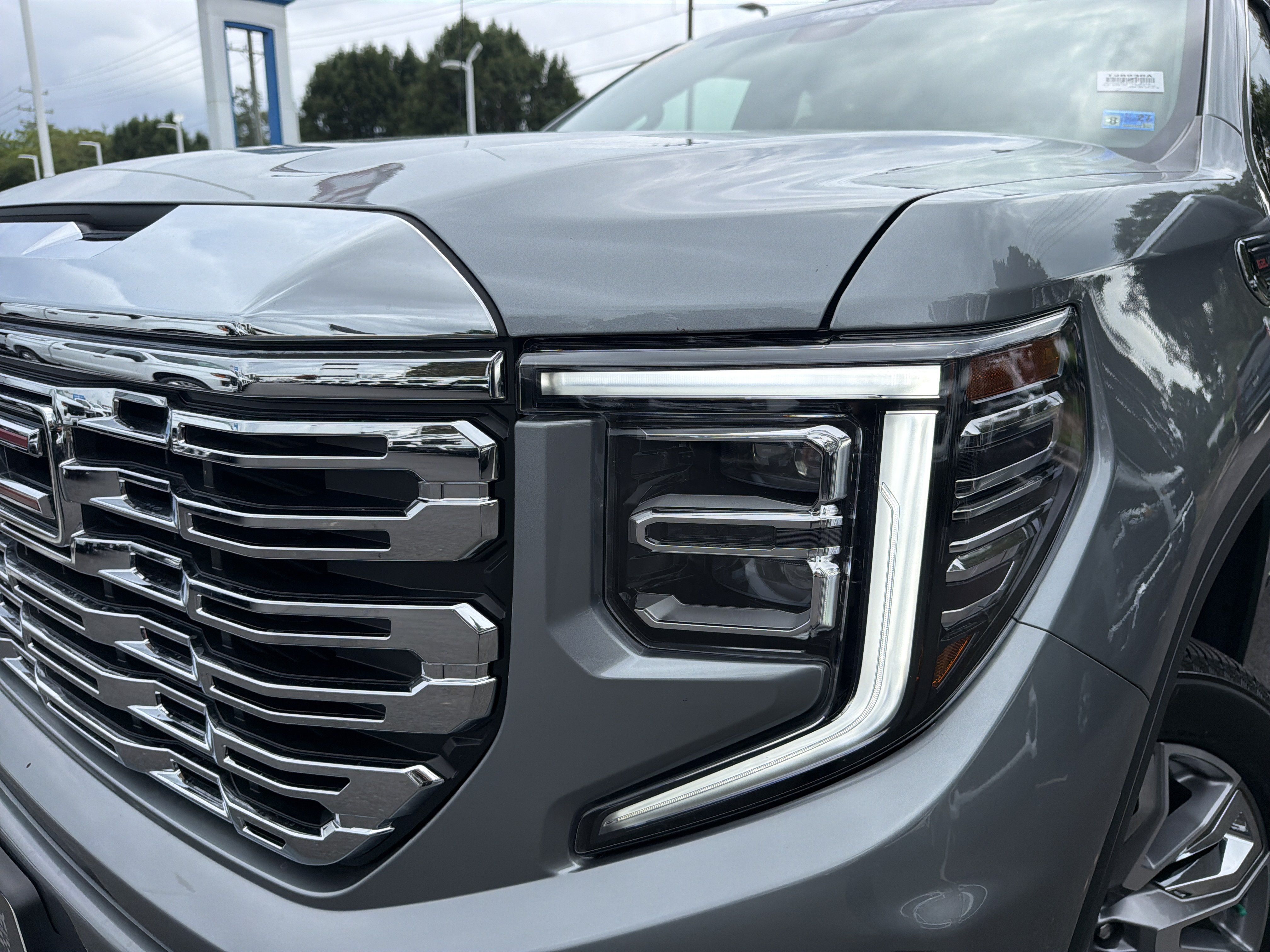 Used 2026 GMC Sierra 1500 Denali w/ Denali Reserve Package AWD/4WD image 6