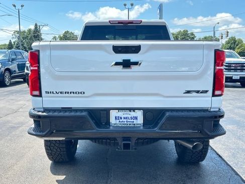 New 2026 Chevrolet Silverado 2500 ZR2 w/ LPO, Dark Essentials Package AWD/4WD image 8