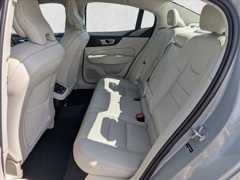 Used 2024 Volvo S60 B5 Ultimate w/ Climate Package AWD/4WD image 19