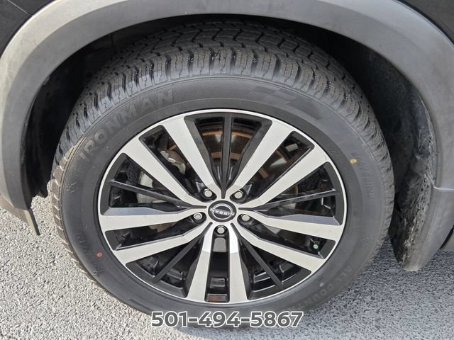 Used 2024 Nissan Pathfinder Platinum w/ Lighting Package (N92) FWD image 15