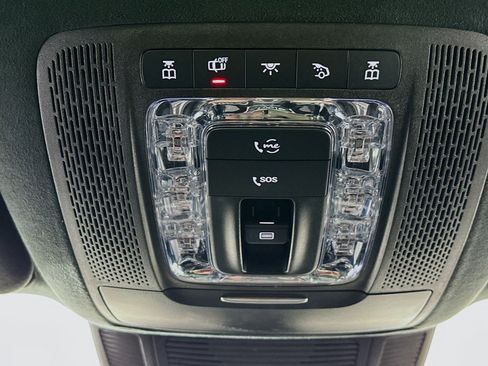 Used 2021 Mercedes-Benz GLS 63 AMG 4MATIC w/ Acoustic Comfort Package image 18