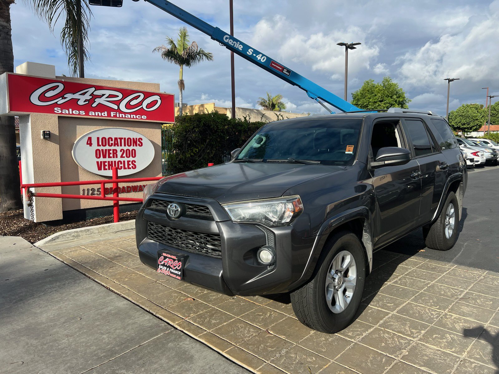 Used 2018 Toyota 4Runner SR5 RWD image 4
