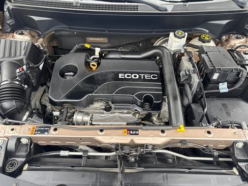 Used 2019 Chevrolet Equinox LT FWD image 38