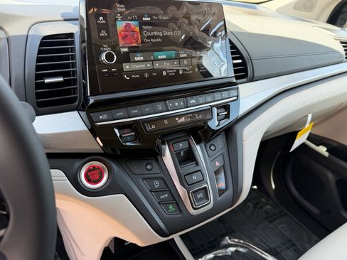 New 2026 Honda Odyssey EX-L image 23