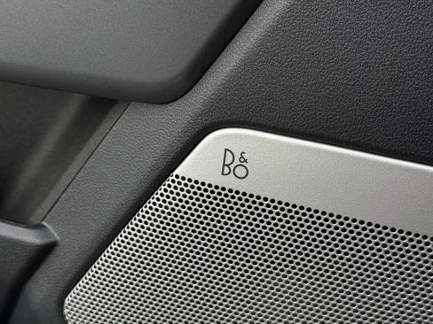 Used 2024 Ford F350 Lariat image 41