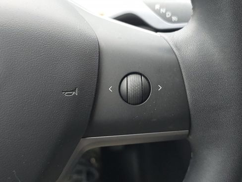 Used 2020 Tesla Model 3 Long Range image 31