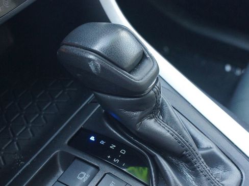 Used 2024 Toyota RAV4 XLE image 10