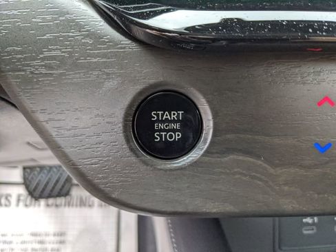 Used 2025 Nissan Murano SV w/ Cargo Package image 41