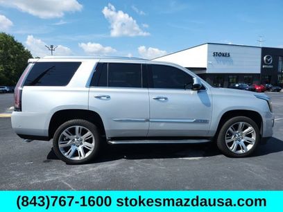 Used 2017 Cadillac Escalade Luxury
