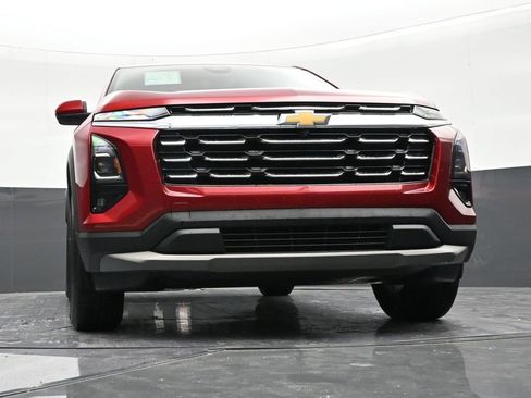 Used 2025 Chevrolet Equinox LT w/ Safety and Technology Package FWD image 27
