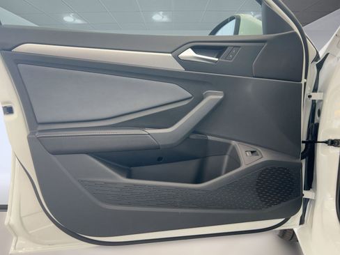 New 2026 Volkswagen Jetta SE image 21