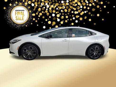 Certified 2025 Toyota Prius Limited image 9