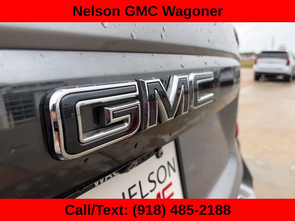 Used 2023 GMC Yukon Denali Ultimate AWD/4WD image 8