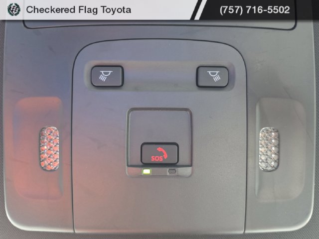 Used 2026 Toyota Camry SE w/ Convenience Package FWD image 9