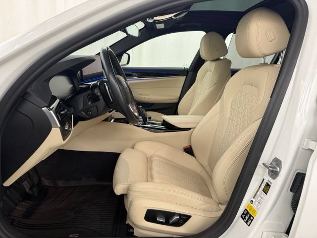 Used 2022 BMW 540i xDrive w/ Executive Package AWD/4WD image 8