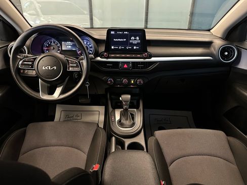 Used 2024 Kia Forte LXS w/ LXS Technology Package FWD image 9