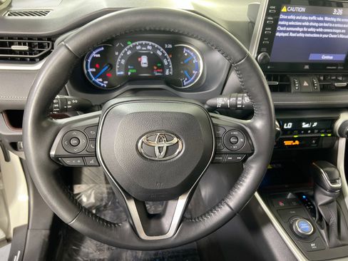 Used 2022 Toyota RAV4 Limited AWD/4WD image 11