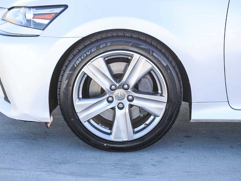 Used 2016 Lexus GS 450h image 10