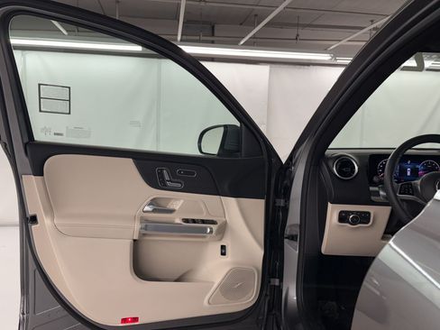 Certified 2026 Mercedes-Benz GLB 250 image 28